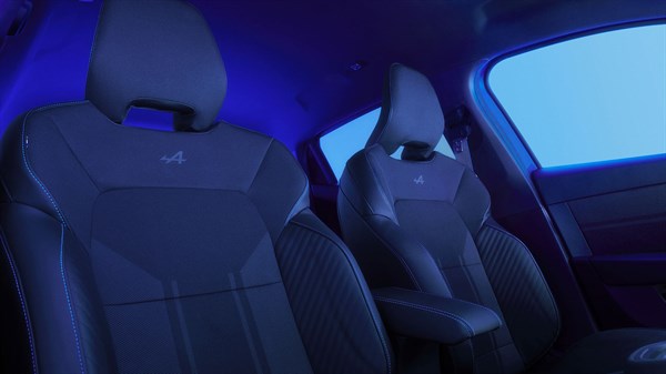 Renault Clio E-Tech full hybrid - upholstery