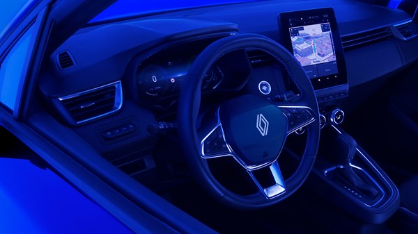 Renault Clio full hybrid E-Tech - digital speedometer, multimedia screen