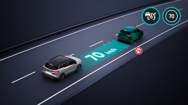 intelligent adaptive cruise control - Renault Austral E-Tech full hybrid