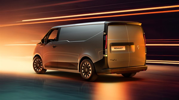 Renault Trafic E-Tech electric - 3D-σχεδίασης πίσω φωτιστική υπογραφή