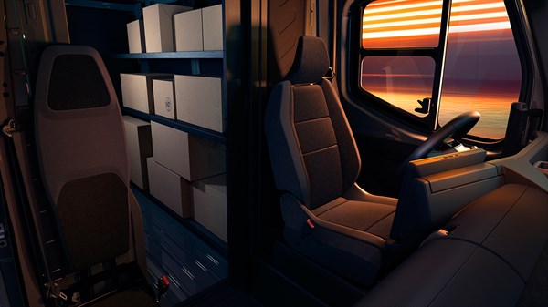 Renault Estafette E-Tech electric - γρήγορη και ασφαλής πρόσβαση στον χώρο φόρτωσης