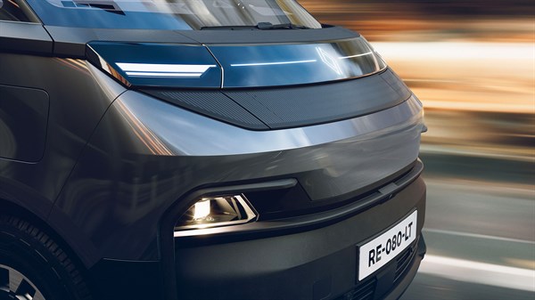 νέο Renault Trafic Van E-Tech electric - φουτουριστικό και μοντέρνο design