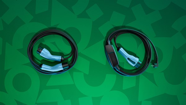 cables for household sockets - Renault Twingo E-Tech electric