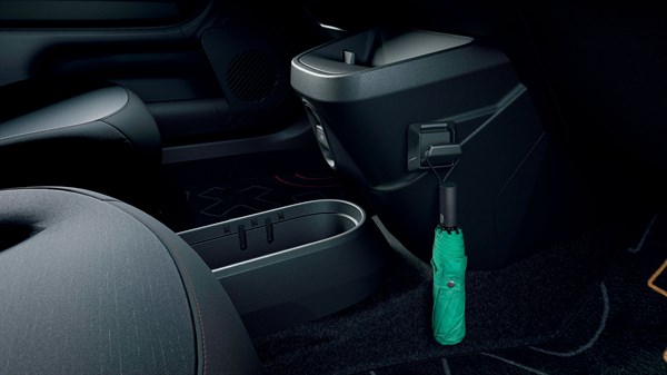hook - Renault 4 E-Tech 100% electric