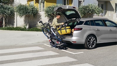 Nouvelle MEGANE - Accessoires - Attelages et Porte-vélos basculants