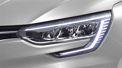 MEGANE C-Shape headlights