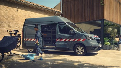 All-New Renault Trafic - workshop conversion