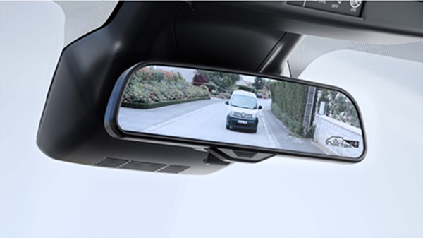 all-new Renault Trafic - always-on rear view camera