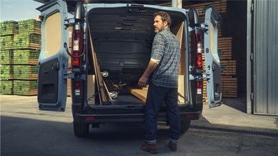 all-new Renault Trafic - loading area