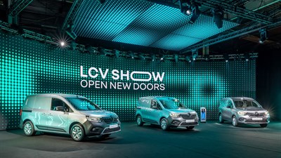 2021_RENAULT_LCV_SHOW_OPENS_NEW_DOOR